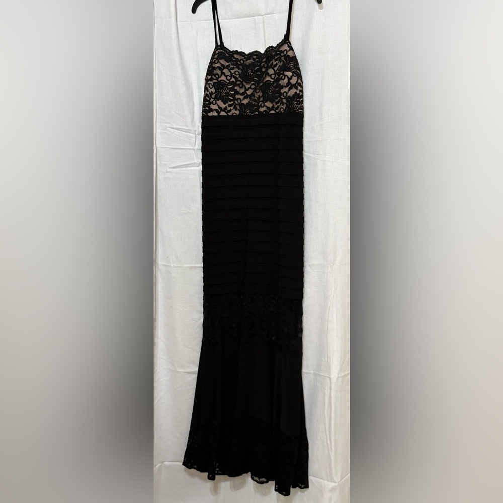 Elegant Black Layered Skirt